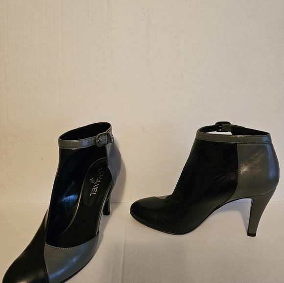 Chanel Cutout Ankle Boot, EU 37 US 6.5 Black Grey High Heel Bootie, TWO Tone - Picture 5 of 10